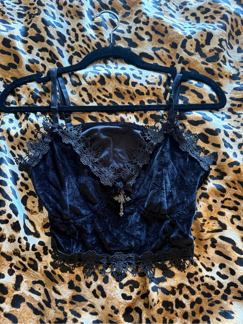 Black Lace Trim Velvet Cami Crop Top